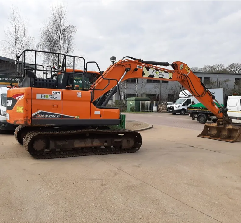 14T Excavator Doosan DX140LC 2022
